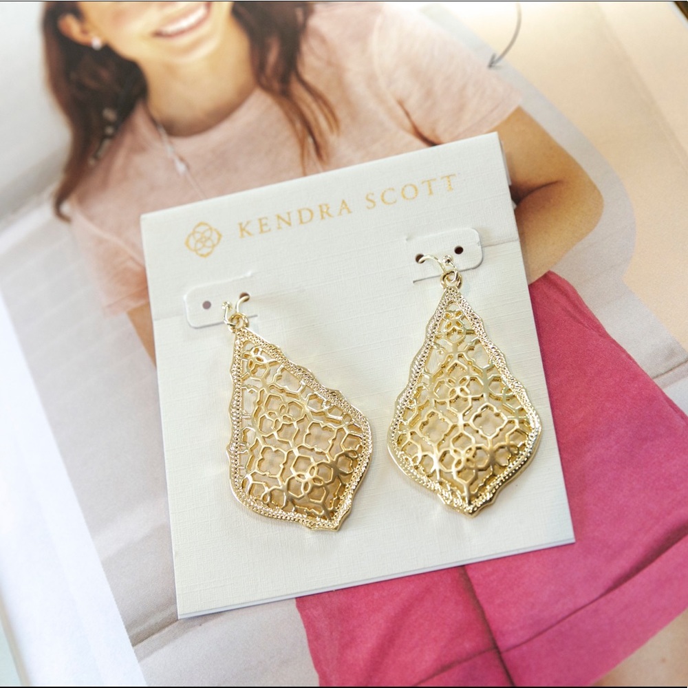 Kendra Scott Addie Gold Earrings In Gold Filigree